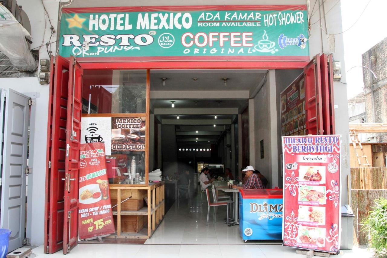 Hotel Mexico Berastagi Exterior foto